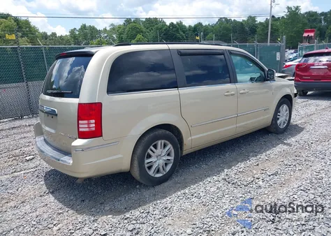 2010 Chrysler Town & Country Touring из США, поврежденный, VIN 2A4RR5D15AR298897